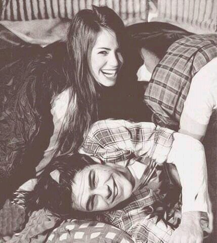 loverihannaidol's profile picture. Alle mie chitarre do nomi maschili,perchè non sarei mai in grado di usare delle donne I'm Directioner and Teenatica3