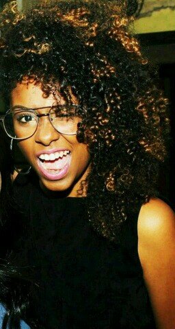 Modelo, feliz,  amada ♥, Princesa com orgulho de ser negra《》
