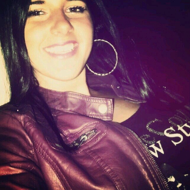 sharonburhenne's profile picture. insta; sharon_burhenne || snapchat; sharonburhenne