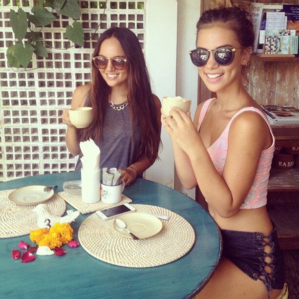 SharaFollitt's profile picture. What doesn't kill you fucks you up mentally.