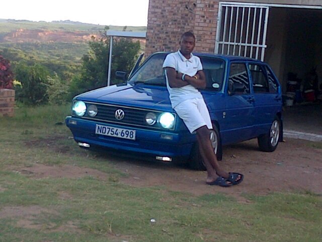 I'm very short tempered I'm easy tOo get along I'm nt hard to undastand nd really easy goin...***Sakarosh