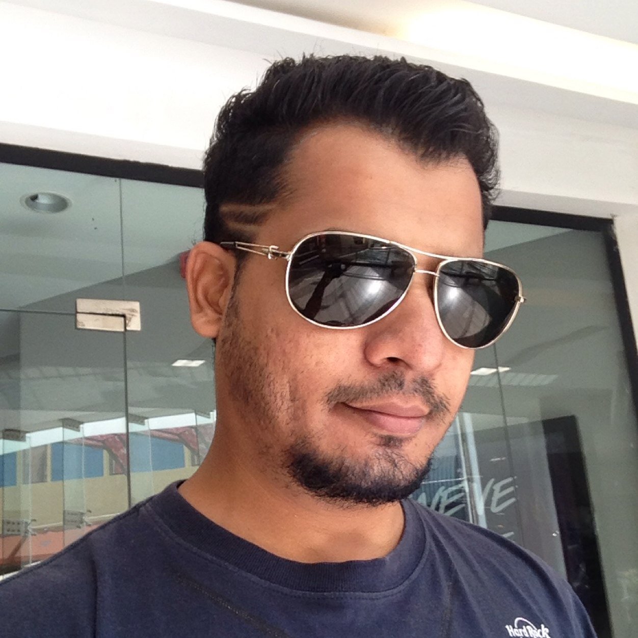 Marketing enthusiast... Like to know about new technology and gadgets... Always interested in knowing marketing trends.. Works at SAS.. Opinions are my own...