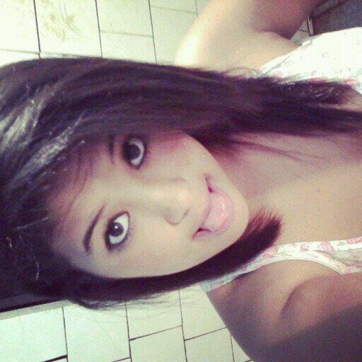 Seja feliz o resto que se foda :3