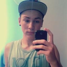 tiagosh98's profile picture. 