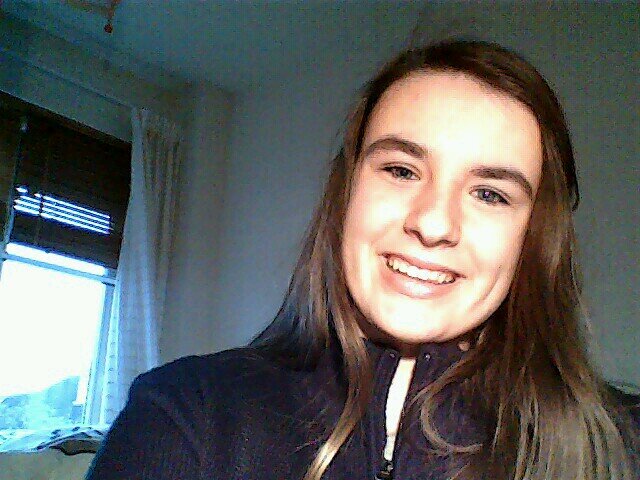 12jaar~wesenthorst 1D~yolo~twitter verslaafd~love my sister♥~famillie en vrienden♥~love marleen en vera~♥~vallen, opstaan, knokken en weer doorgaan!~