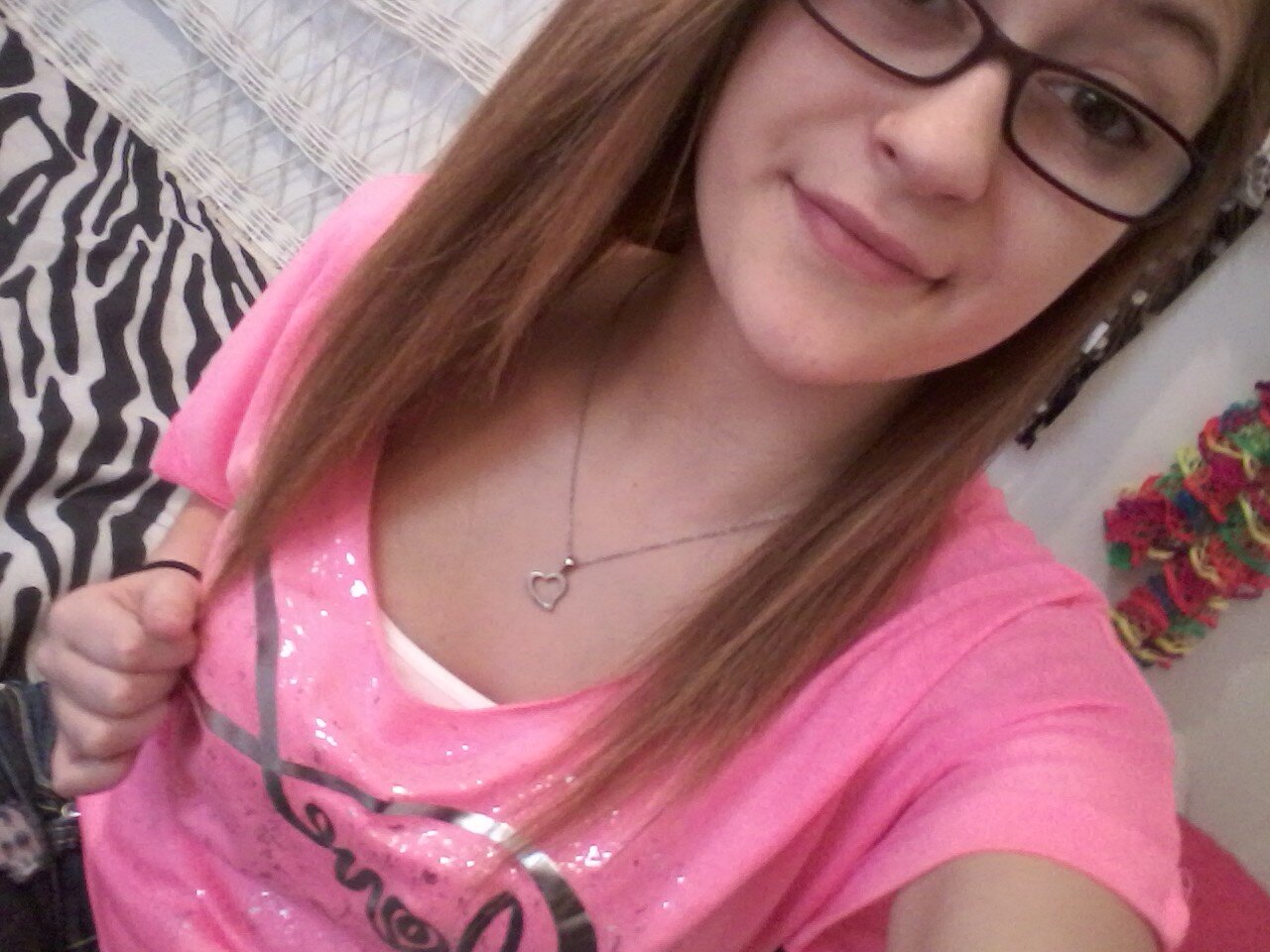Aye ; im Alexis Nicole Arnold ! Im in 10th grade ! I like to party & yeah ! Follow me ! ❤