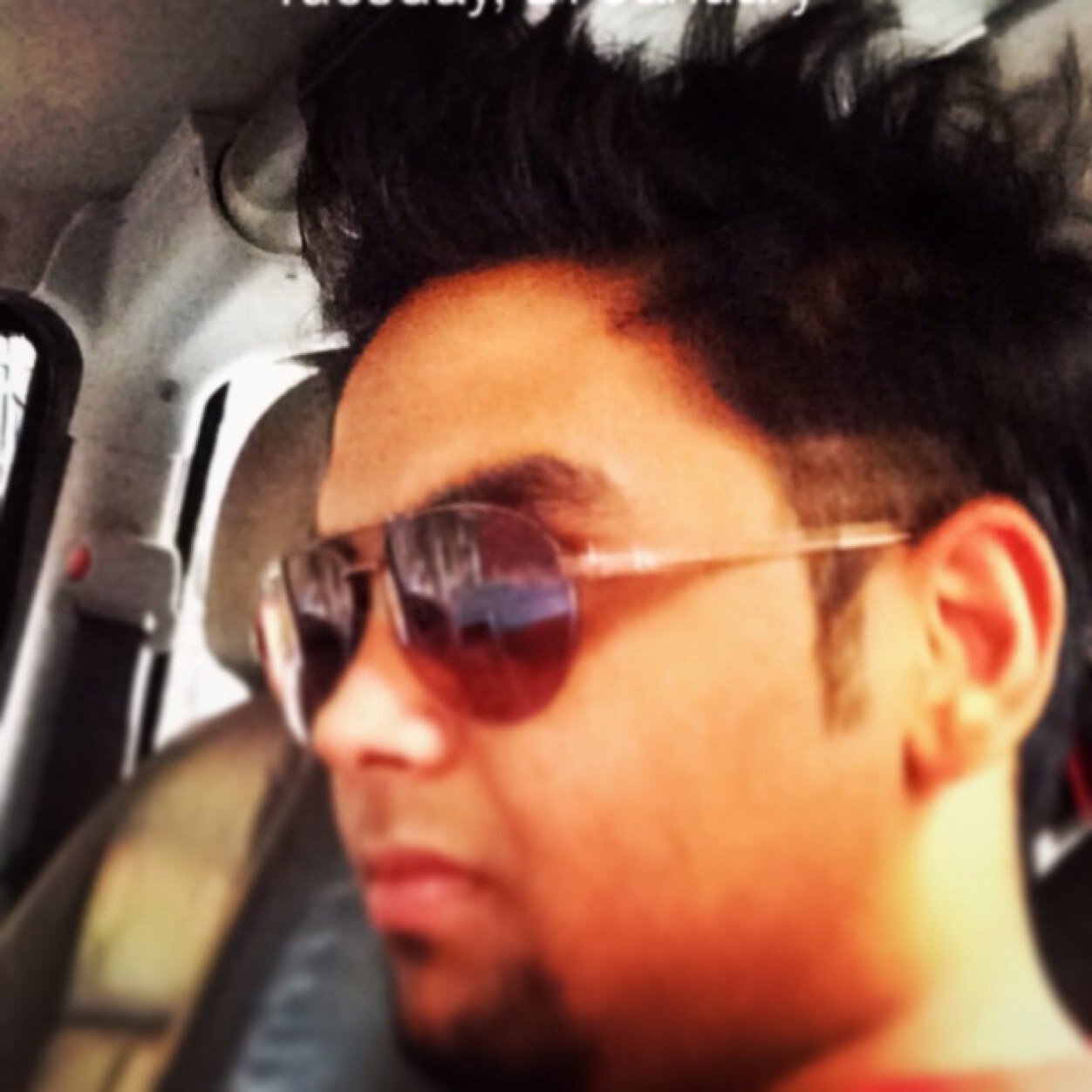 25,Proud EX-Podarite , Automobile enthusiast, traveller, sportslover, ,practical approach, socialist,
