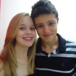 Vamos viver nossos sonhos,                                                                      temos tão pouco tempo. ♫