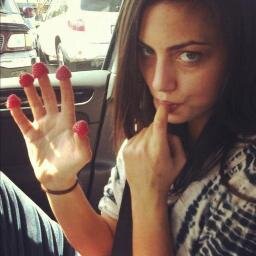 obsessed with the beautiful @1PhoebeJTonkin, she's my queen, love her so much! #PhoebeTonkinNews. follow us Phoebe please