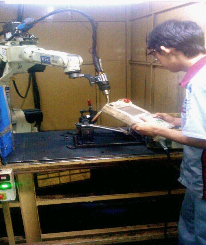 Sagittarius | 6 Desember | op welding robot