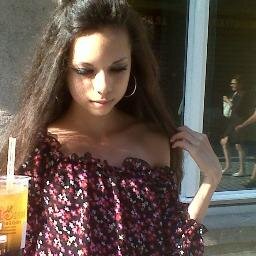 VanillaMilksha2's profile picture. 