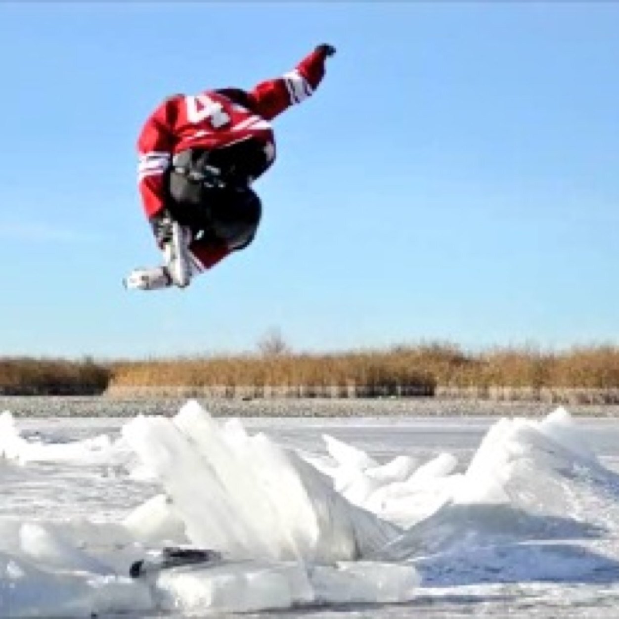 Father of two beautiful children, happily married for over twenty years. love for skating and a passion for work.