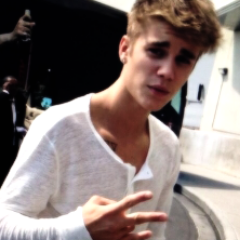 f0ryoudr3w's profile picture. Pobre de espírito