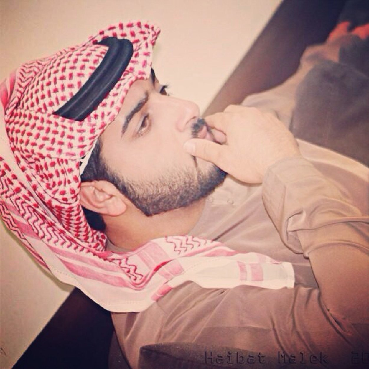 Follow me follow back