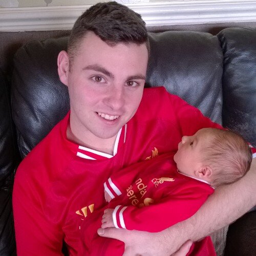Head Teacher of P.E, Football Mad, Love Abit of Banter With The Lads ;) Proud Dad... #LFC