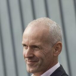 voorzitter CNV , voorzitter Cnv vakmensen, lid db ser ,stichting van de arbeid,