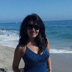 momaof3lvit's profile picture. 