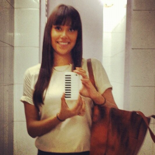 Eleonoramoraa's profile picture. Designer, Traveler, Storyteller.