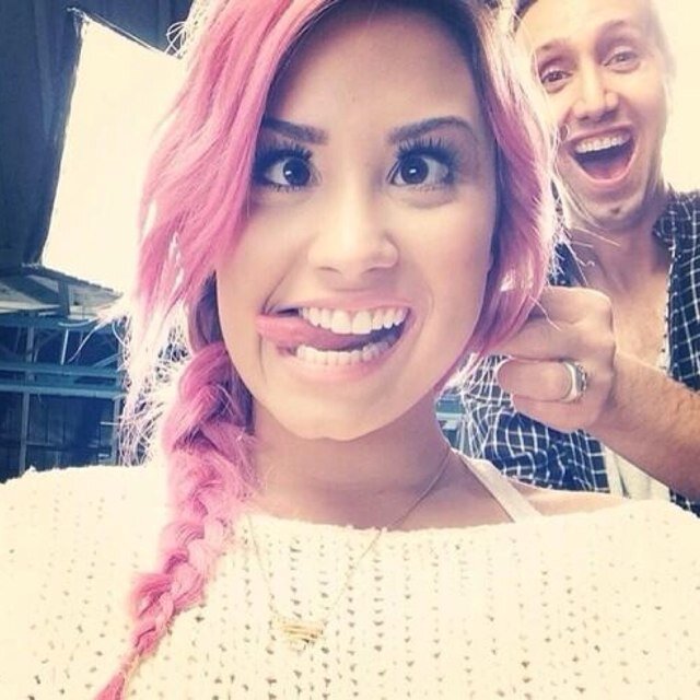 LovaticallLife Profile Picture