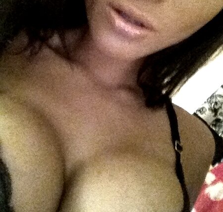 AlydaPagett's profile picture. One day you'll realize that I'm the one who has always been there for you.