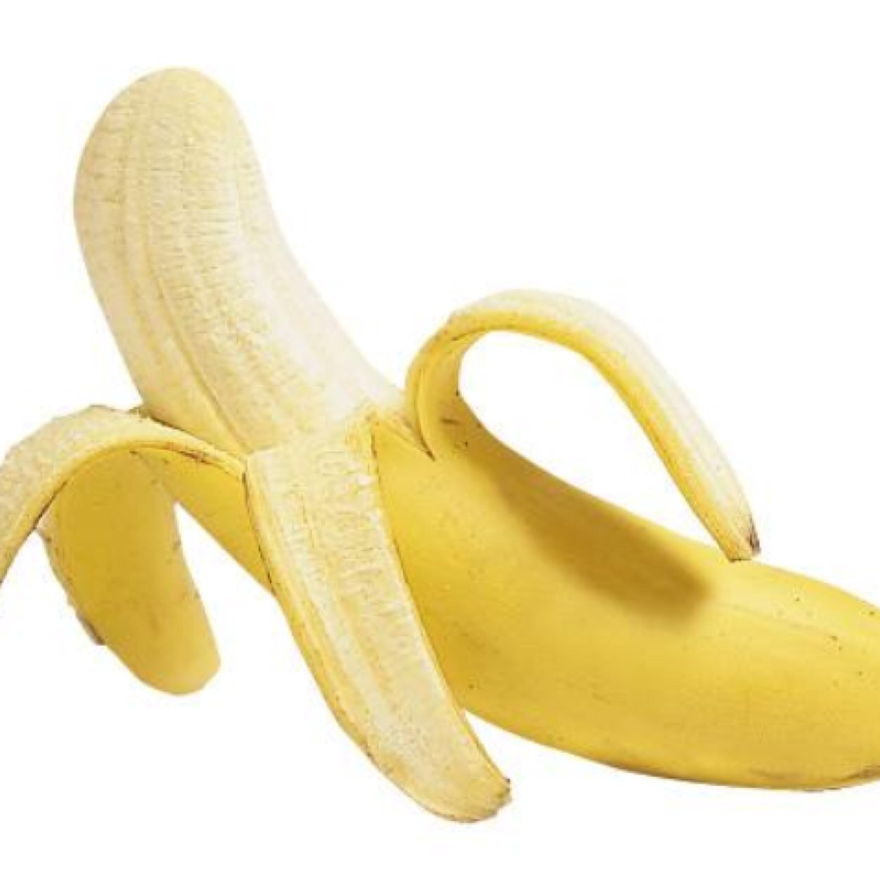 Expose those who dare to eat bananas here at Lebanon Valley College. DM us your pics
