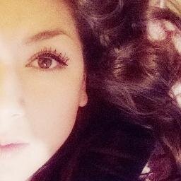 greciavarelaa's profile picture. Quiero darte un beso, perder contigo mi tiempo, guardar tus secretos,cuidar tus momentos,abrazarte,esperarte,adorarte,tenerte paciencia, tu locura es mi ciencia