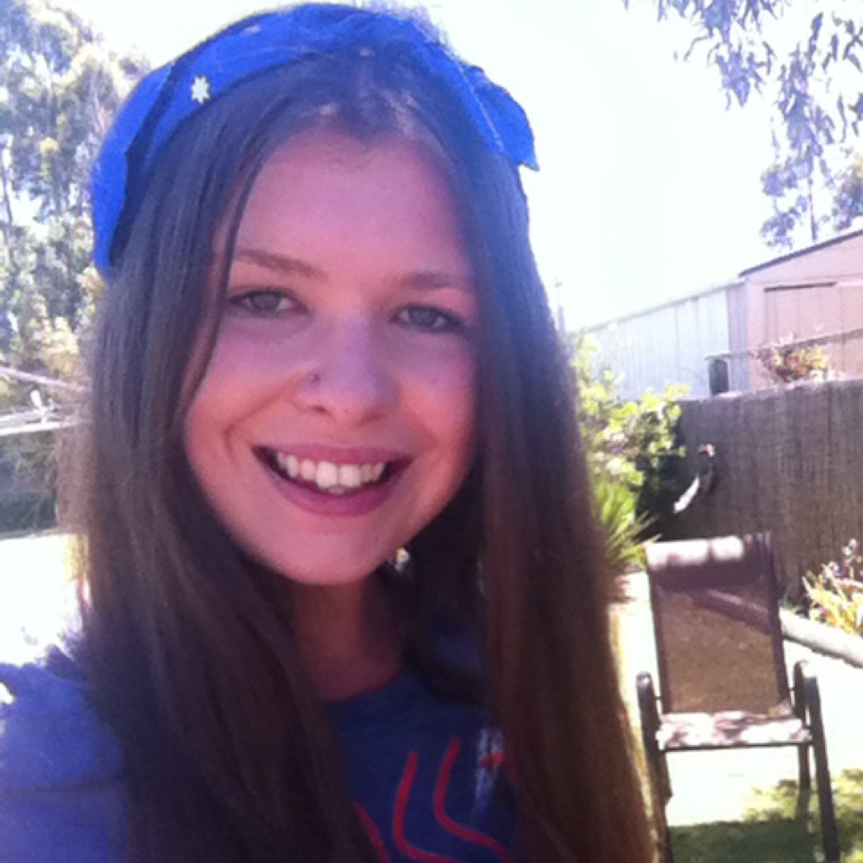 AbbeyLuhrs's profile picture. I think Justin would let me give him a hand job, if he new i exists