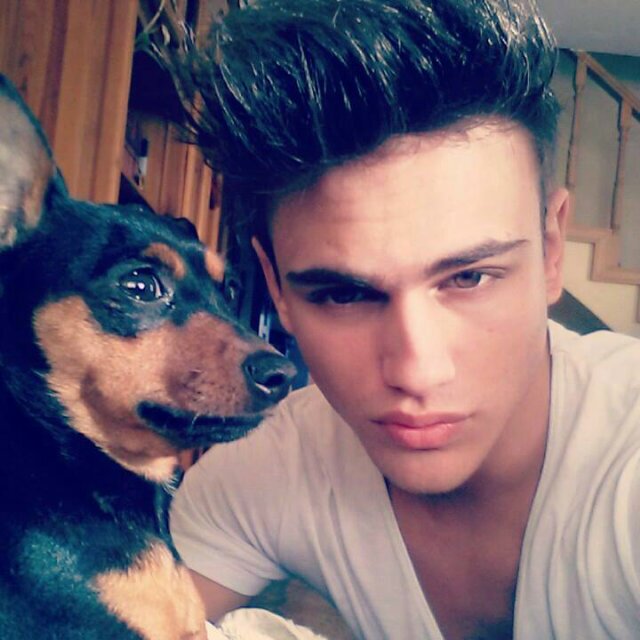 realmubeen's profile picture. #teamfollowback  #bielieber #directioner #wwe  Know Something More :P