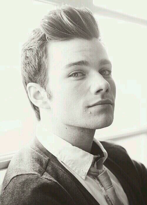 colferdog's profile picture. chris is gonna voice a dog im dead