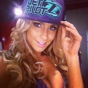 StacieMoron's profile picture. The best thing in life is finding someone who knows all your mistakes and weaknesses and still thinks you're completely amazing.