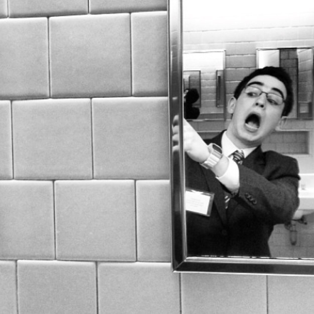 becker_brian's profile picture. Instagram's better than twitter. (So far)