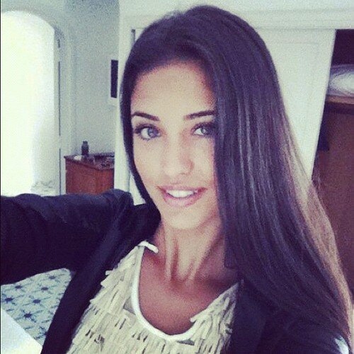 RaynellPourie's profile picture. Do hugs, not drugs. Spread love, not legs. Respect, don't judge. Listen more, talk less. Understand, don't assume. Forgive and forget.