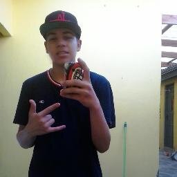 Quer fica vamo fica mas sem compromisso eu joguei pedra na cruz q q  sa mina que comigo♫♪