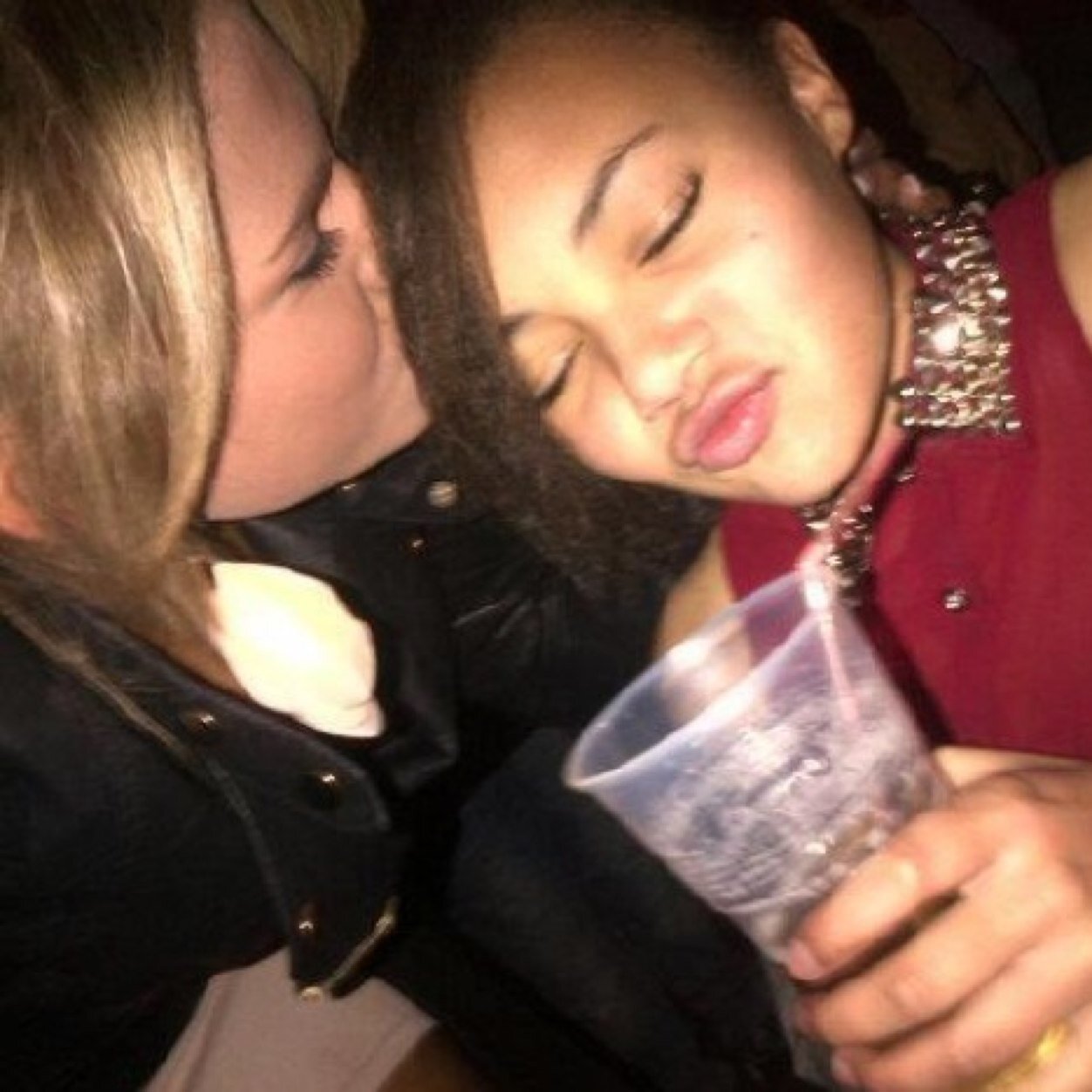 alexandrasavio's profile picture. 