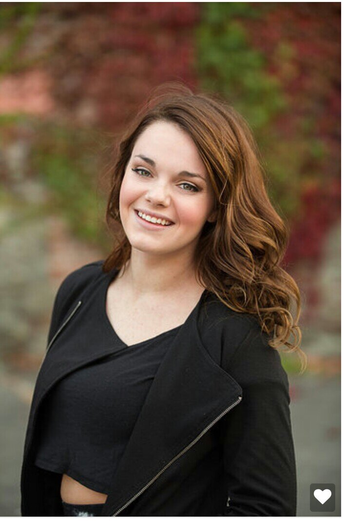 ZoeSchackel's profile picture. Sea - LA