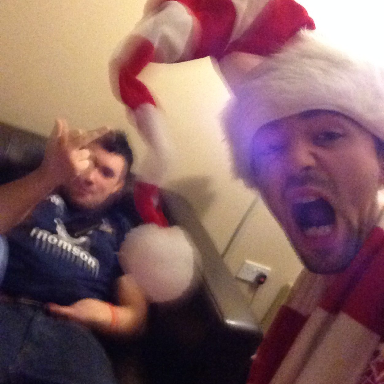 Full time Irish chef, Love Music, Arsenal and Food.