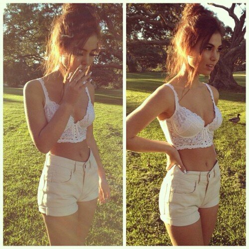 A girl's favourite songs will tell you more about her feelings than her lips ever will.