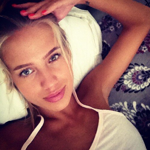 BrookeMcGilveil's profile picture. Hearing I miss you from the right person