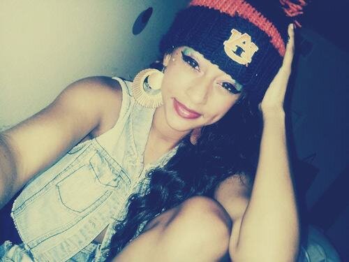 KareAngeletti's profile picture. I'm not ignoring you, I'm just waiting for you to talk to me first