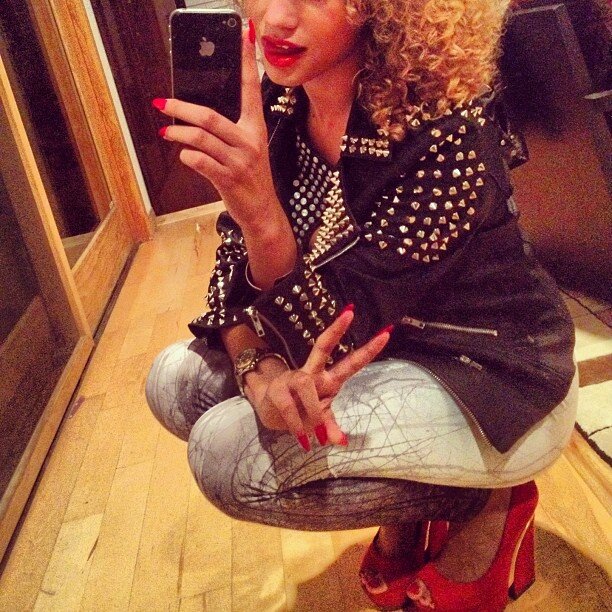 BlaireEstievan's profile picture. We have our ups, and we have our downs, we have our lefts and we have our rights, but anywhere with you is better than nowhere.