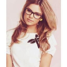 Tessa_Official_'s profile picture. 