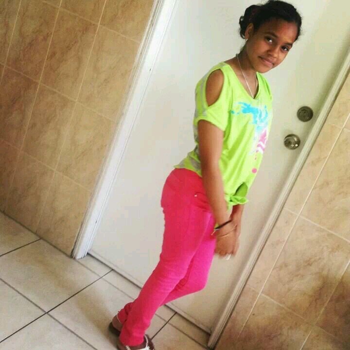 I love the music, Follow Mee