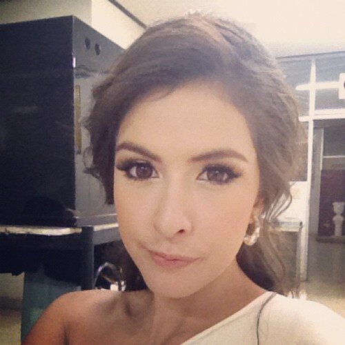 PriscellaPashae's profile picture. I love being in that mood where everything is hilarious.