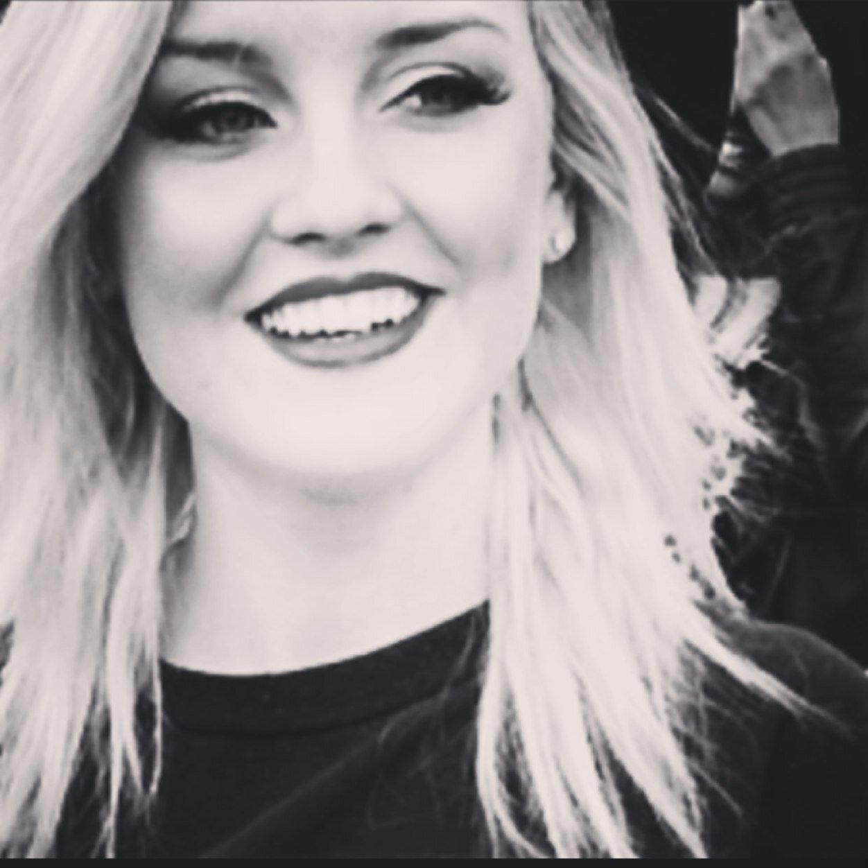 •I may look innocent, but i've done some things I shouldn't of.. I'm a fallen angel. •