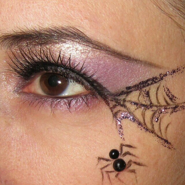 clfeild's profile picture. A whirling tornado who loves, laughs, embraces, learns, worries, & makes mistakes. I believe in the power of the sea, the love of family, & the embrace of NL