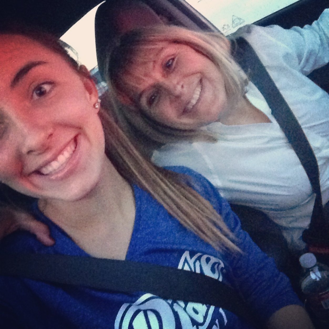 Div. 1 tennis player at Drake University. Cali born and raised☀