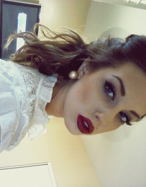 LydieYudovitz's profile picture. No babe, 69 boys did not like your picture because you're pretty they liked it because your tits are hanging out, slut.