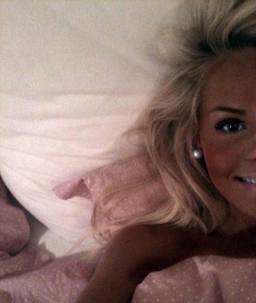 FayinaLahiff's profile picture. If you f*cked me over before, don't think I forgot.