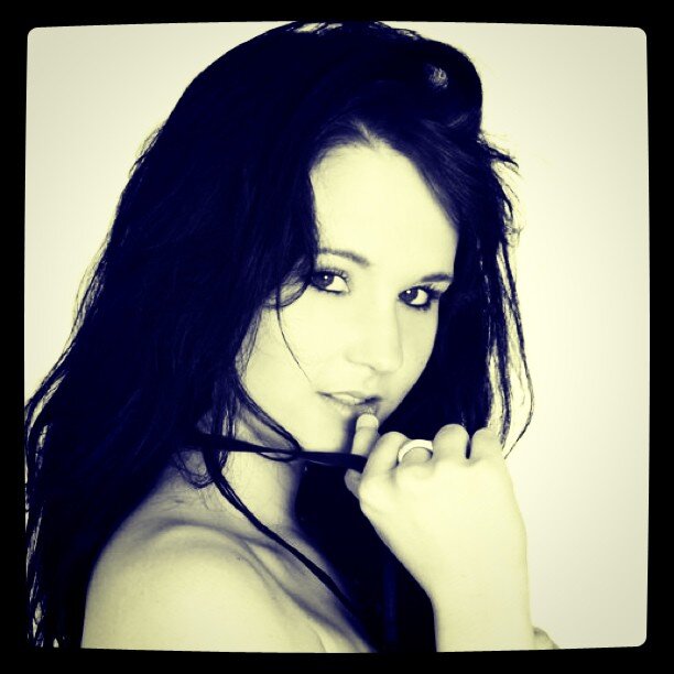 JoliLauncelotte's profile picture. I'd rather be hated for being real, then liked for being fake.