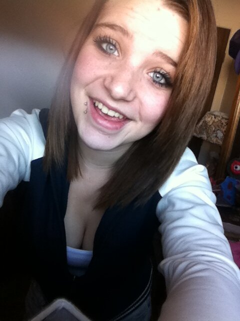 Straight up, blunt, teenager, mature, funny, food lover, and swaggggg(;